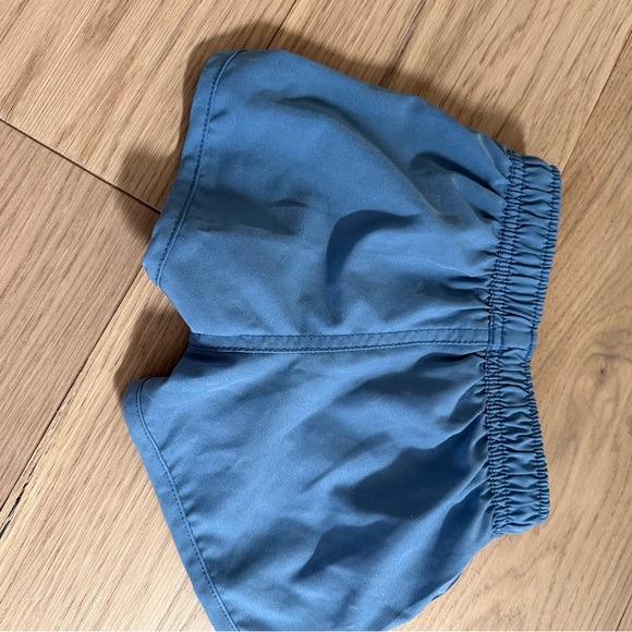 Little Surfer Dude swim trunks - Picture 2 of 3